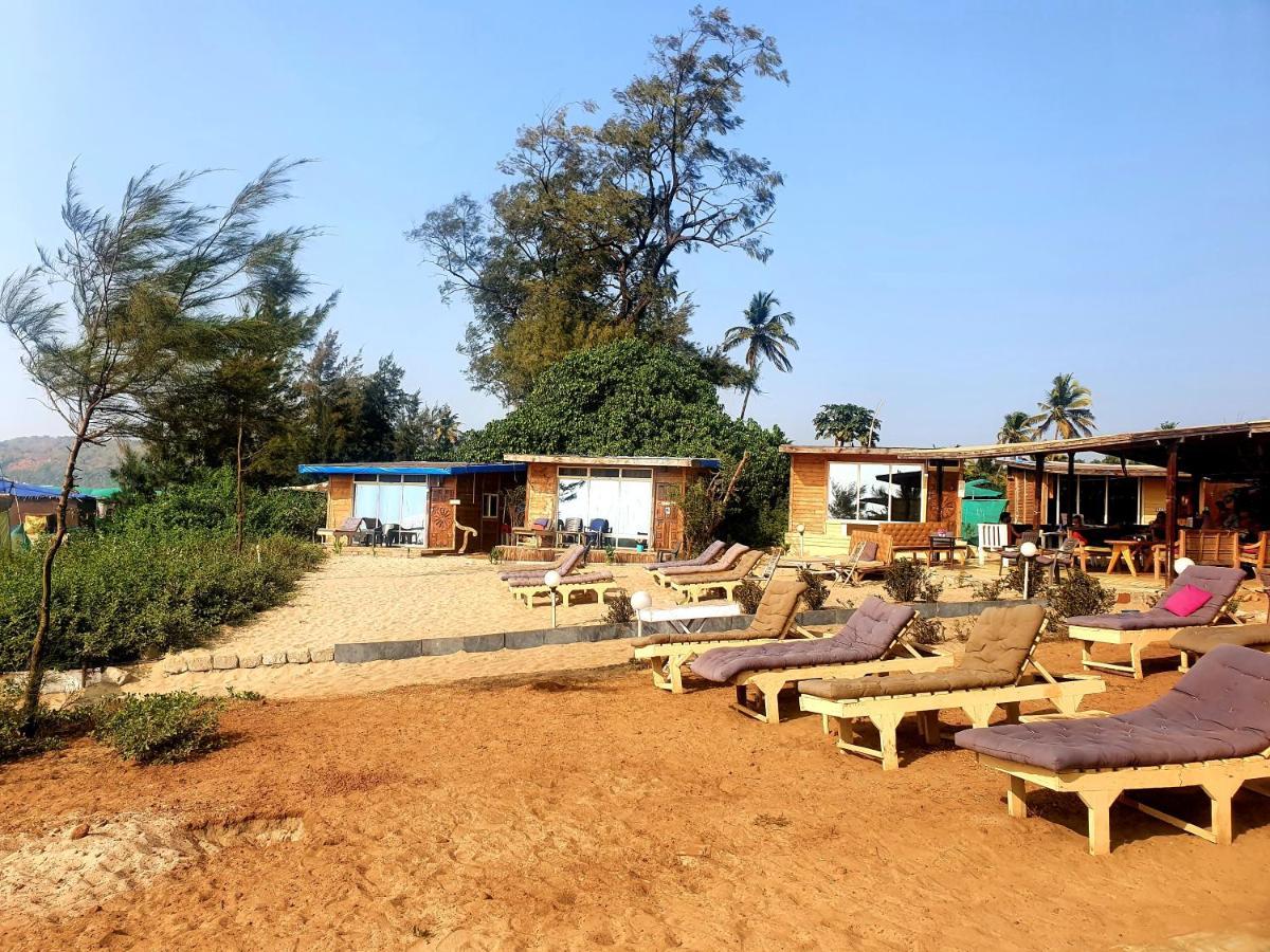 Love Temple Beach Resort Arambol Exteriör bild