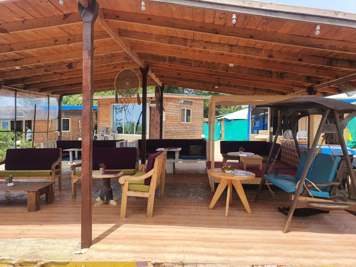 Love Temple Beach Resort Arambol Exteriör bild