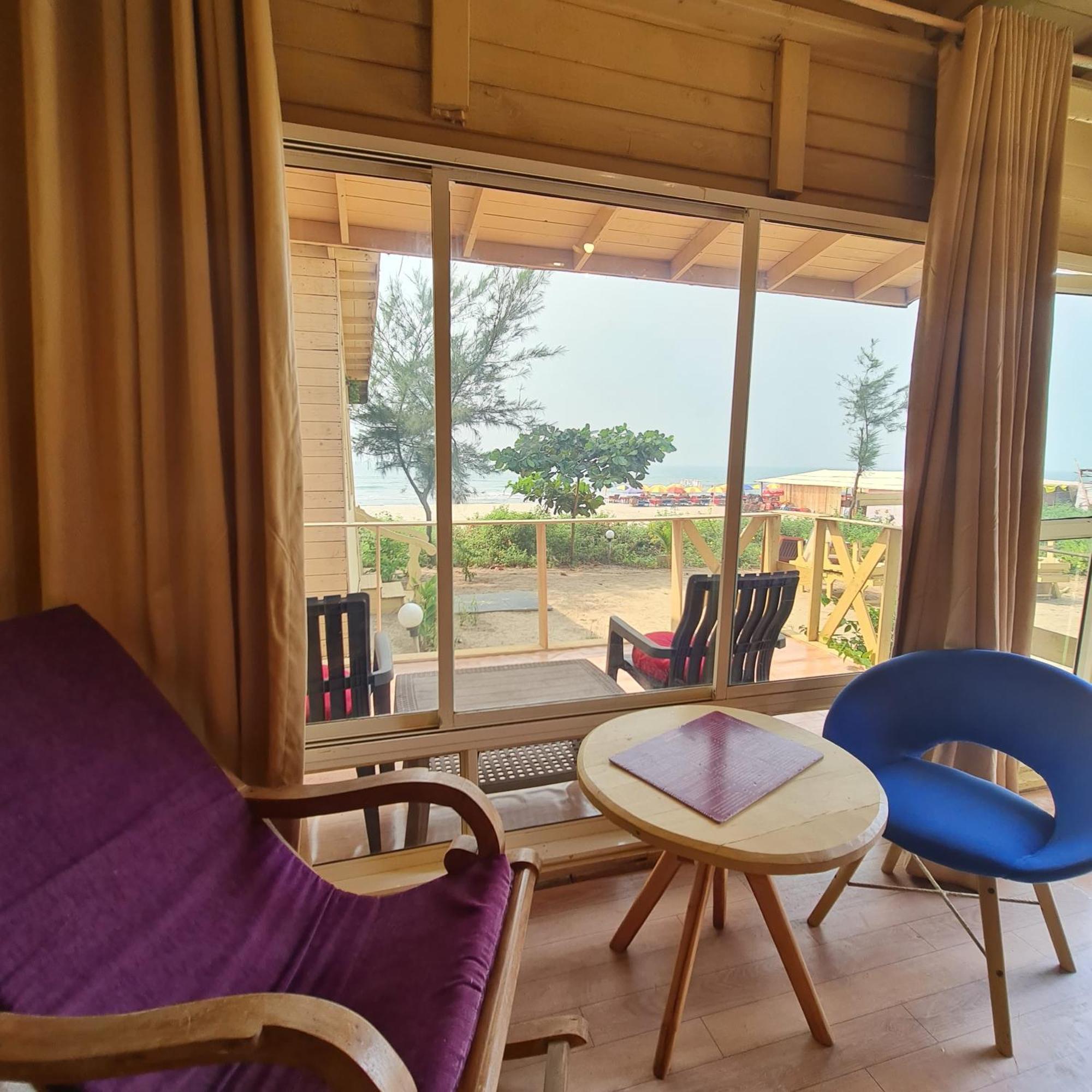 Love Temple Beach Resort Arambol Exteriör bild